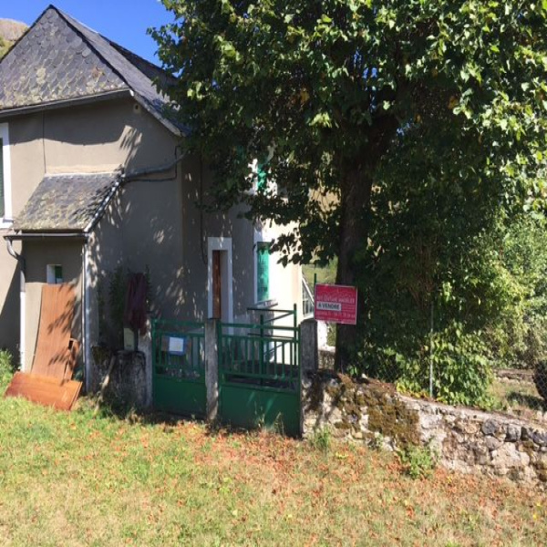 Offres de vente Maison de village Saint-Bonnet-de-Condat 15190