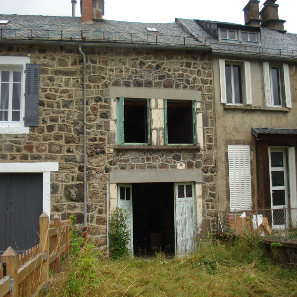 Offres de vente Maison de village Le Claux 15400