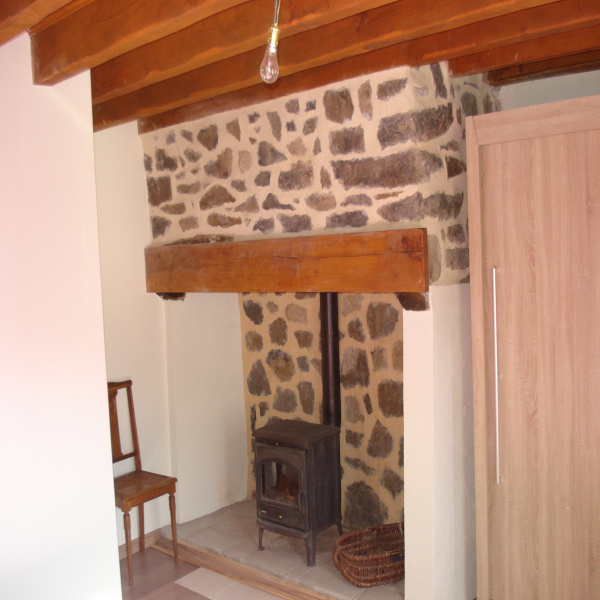 Offres de vente Maison de village Apchon 15400