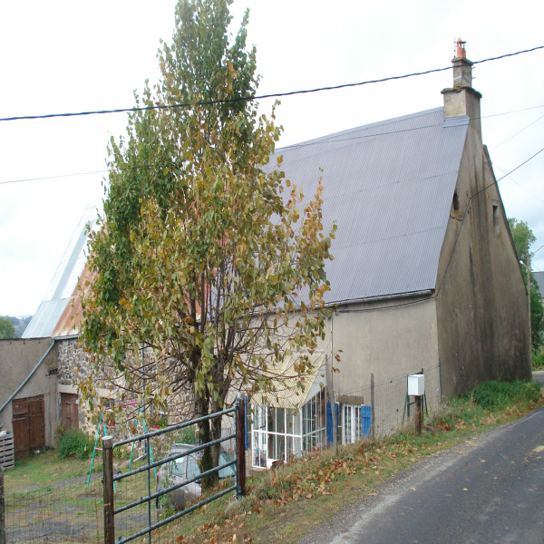 Offres de vente Ferme Marchastel 15400
